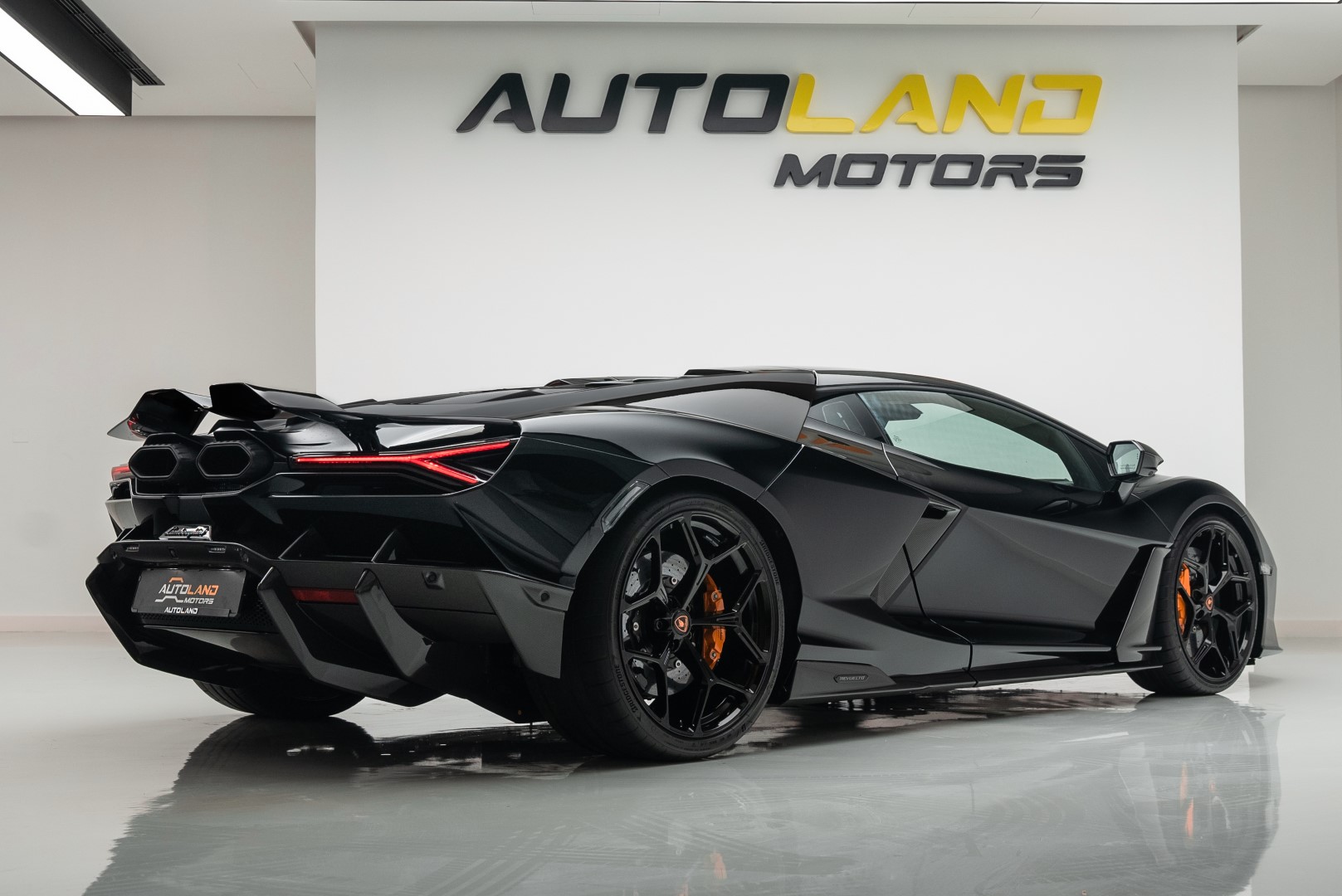 2024 LAMBORGHINI REVUELTO. GCC. FULL CARBON. STUNNING SPEC. LAMBORGHINI WARRANTY AND SERVICE.